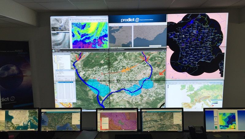 plusieurs écran du predict services pour suivre les risques climatiques en temps réél et anticiper les risques